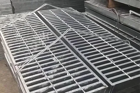 Wide shot of grating walkway platform crossing over pipeline rack